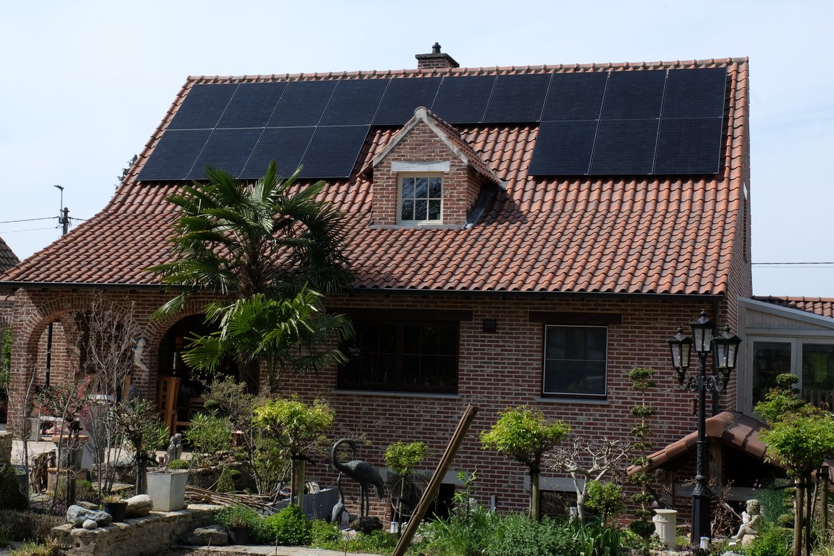 Zonnepanelen installatie door Mirage Energy