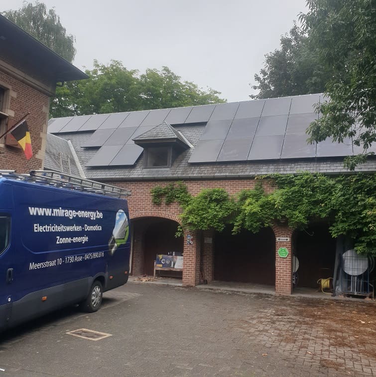 Zonnepanelen installatie door Mirage Energy