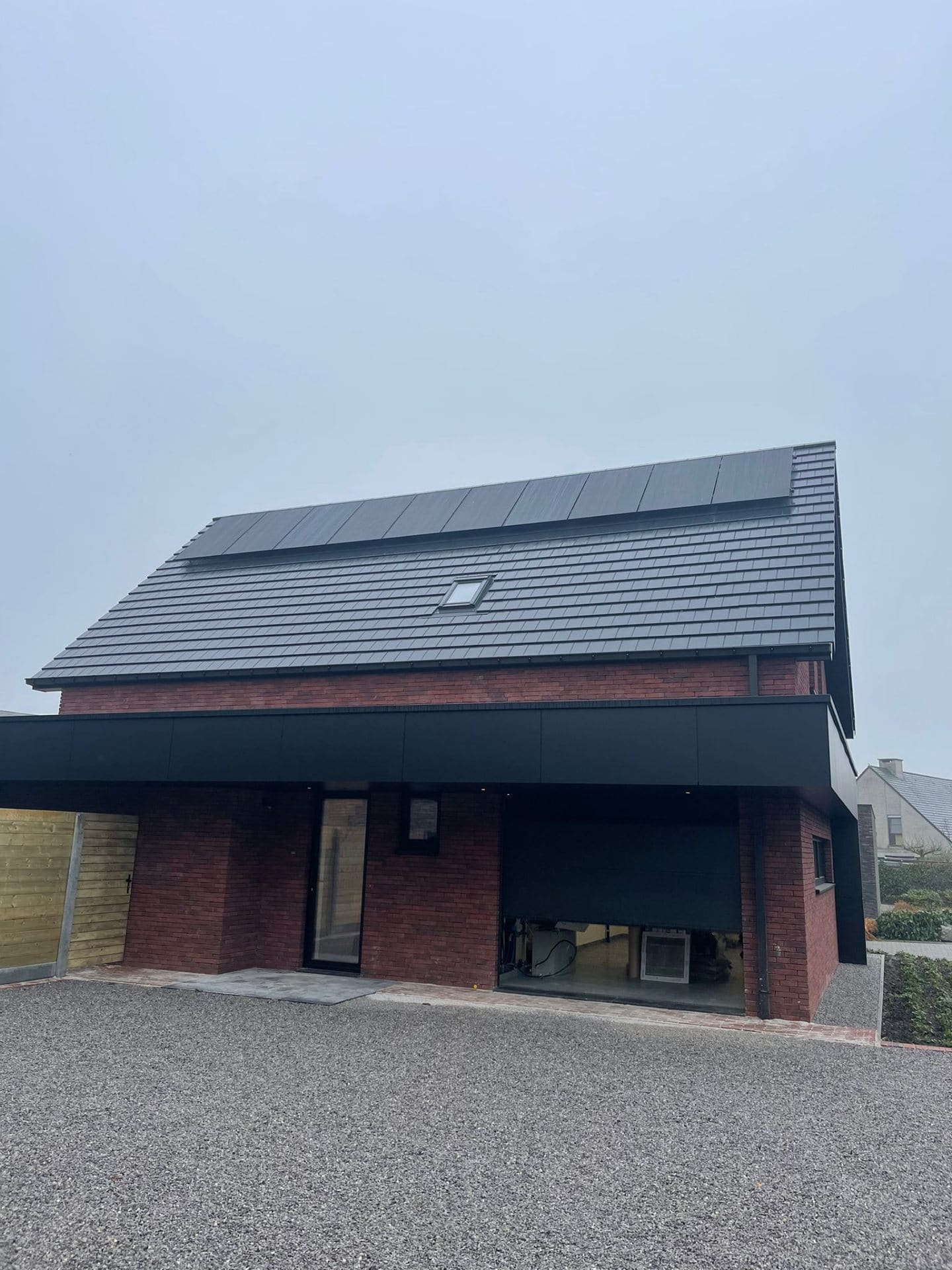 Zonnepanelen moderne woning